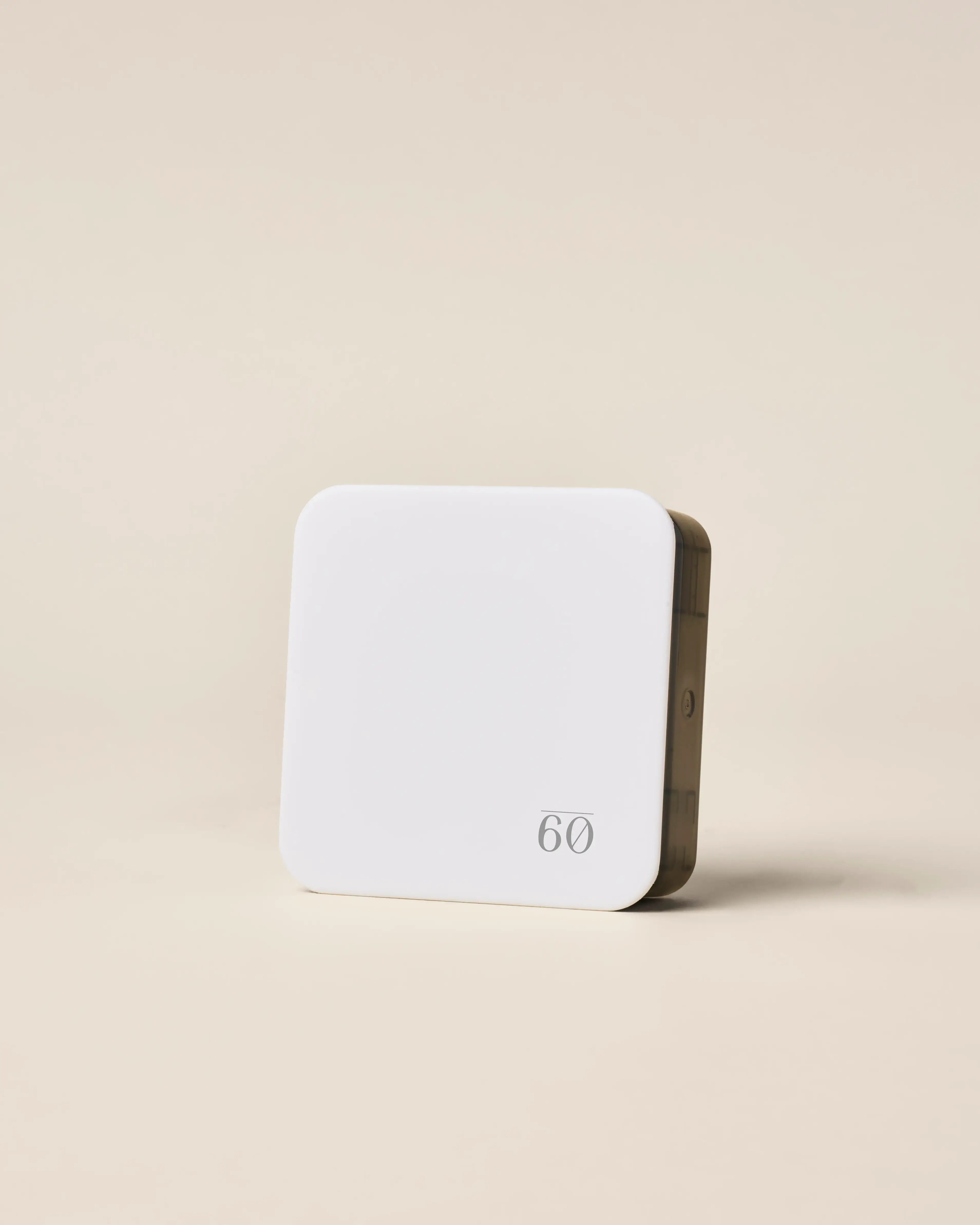 Plug-in home fragrance diffuser
